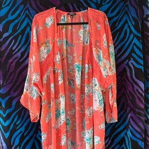 Torrid 3/4 Kimono style top
